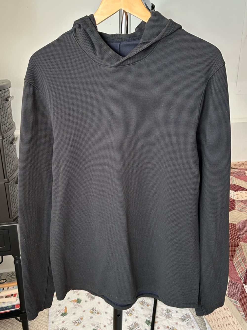 Lululemon Waffle Knit Pullover Hoodie Sweatshirt Black